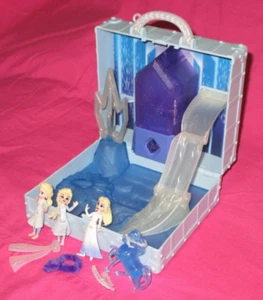 Frozen 2 Pop Up Playset Ahtohallan Adventures w/ 3 Elsa Mini Dolls, Figures - Picture 1 of 10