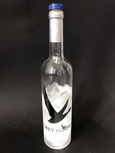 Grey Goose Vodka La Lumiere LED 0,7l Flasche LEER deko Shisha hookah Lampe