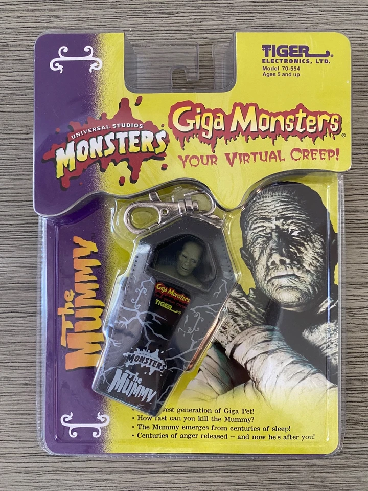 Giga Pets Universal Monsters The Mummy Tiger Electronics Nuevo Sellado de Fábrica Foto 1 de 4