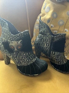 Irregular Choice Ankle Leather Boots UK 4 EU 37 Womens Miaow Black Pre-loved - Picture 1 of 7