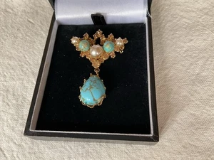 VINTAGE ART DECO TURQUOISE & PEARL RHINESTONE DROPLET BROOCH - Picture 1 of 8