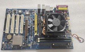 Asrock K8 Upgrade presa NF3 754 scheda madre con CPU Athlon 64 - Foto 1 di 13
