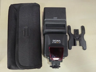 Sigma EF-500 DG ST Flash, Canon EF fit. Includes Stand and Case - Image 1 of 4