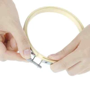 5" Round Beech Wooden Embroidery Hoop- With Screw Adjustment - Picture 1 of 1