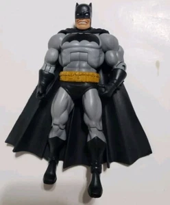 Figura de acción Batman 2012 Mattel DC Comics 7 pulgadas Dark Knight DC Direct - Imagen 1 de 5