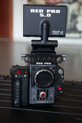RED Scarlet Mysterium-X mit Nikkor Optik - Bild 1 von 4