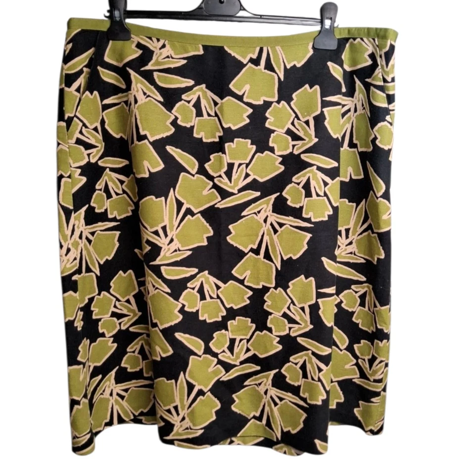 Laura Ashley Black & Green Floral Midi Skirt – Size 20 – Linen Blend Smart - Image 1 of 4