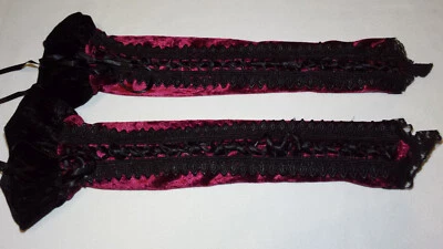 Gothic Armstulpen Schwarz / Rot mit Schnürung Larp Vampire dunkelrot Velvet - Bild 1 von 4