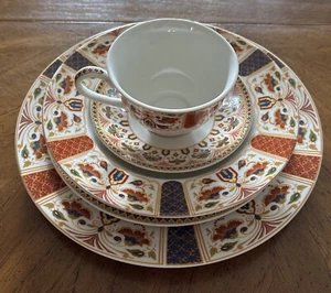 Queens Imari 5 Piece Place Setting - Picture 1 of 13