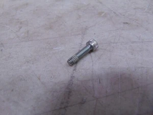 Harley Davidson 10-24 x 3/4" Hex Socket Head Grade 8 SINGLE SCREW P/N: 2647 - Picture 1 of 3