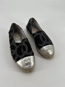 Chanel Negro/Plateado Tweed Y Cuero CC Puntera Alpargata Plana Talla 39 - Imagen 1 de 18