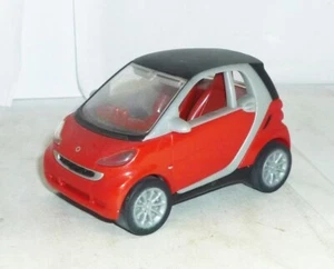 MODELLINO AUTO IN PLASTICA - SMART FORTWO - SCALA 1:34 - IN OTTIME CONDIZIONI - Foto 1 di 5