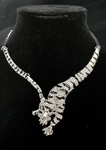 Halskette Kristall Pave Schwarz Emaille Tiger Silberfarben  - Bild 1 von 4