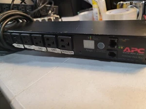APC AP7900 8-Outlet Rack PDU, Switched, 1U, 15A, 100/120V, (8)5-15 - Photo 1/5