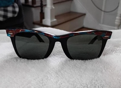 Occhiali da sole vintage anni 80 Ray Ban USA Wayfarer Street puliti mosaico turchese - Immagine 1 di 4