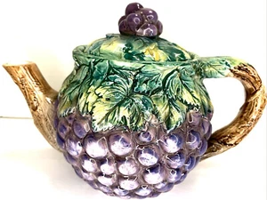 Teiera vintage in ceramica a forma di uva di Takahashi, San Francisco Made in Japan - Foto 1 di 12