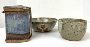 Vintage Handarbeit Ton Keramik Schale Tasse und kleine Keksdose braun und blau - Bild 1 von 11
