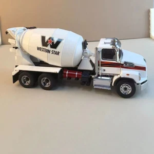 Western Star 4700 SB Concrete Mixer Truck White 1/50 by Diecast Masters 71035 - Picture 1 of 6