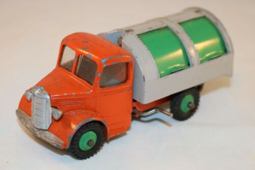 Dinky Toys 252 Bedford refuse truck SCARCE colours with green wheels SUPER