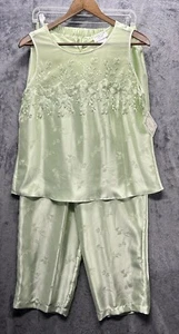 Amanda Stewart Intimates Set Woman’s Size Medium Floral Print Light Green - Picture 1 of 10