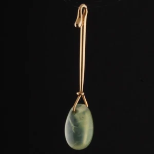 Colgante de oro Georg Jensen con nefrita # 1228. 18 quilates. Vivianna Torun. NUEVO - Imagen 1 de 4