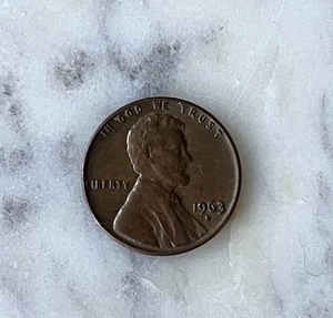1963 Lincoln Memorial Penny L Error RARE US Coin Uncirculated - Picture 1 of 3