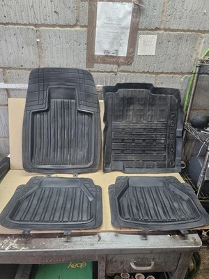 2014-2021 Nissan Qashqai J11 Set Of Rubber Floor Mats Front Rear Genuine - Image 1 of 4