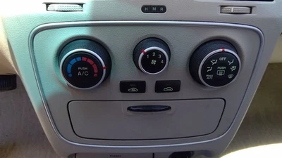 Temperature Control Manual Temperature Control 3 Knobs Fits 06-08 SONATA 247868 - Image 1 of 4