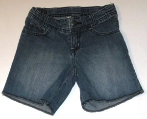 Crazy 8 Girls Blue Jean Shorts Size 5 "Love" Adjustable Waist - Picture 1 of 2