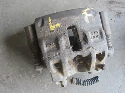 03-04 Land Rover Discovery II OEM Left Front Brake Caliper SEG000060 B12a - Image 1 of 2