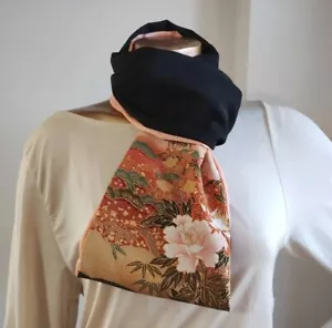 Sciarpa kimono seta reversibile nero e rosa | Regalo unico dal Giappone fatta a mano nuova - Foto 1 di 4