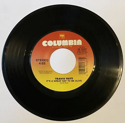 Travis Tritt " Its a Great Day to Be Alive / Best Of Intentions " 45 vinyl rec Foto 1 de 2