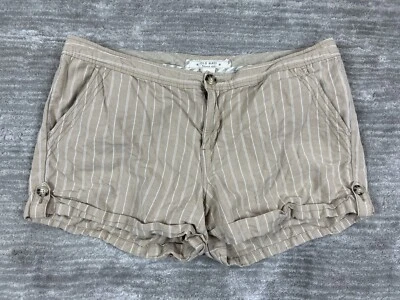 Old Navy Shorts Womens 16 Beige Striped Lowest Rise Cuffed Pull On - Image 1 of 4