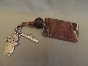 Rare keychain decorated metal and bakelite - Picture 1 of 10