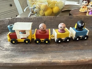 # 719/#932 "Choo Choo" Wooden Train, Vtg. 60's Fisher-Price Little People - Picture 1 of 7