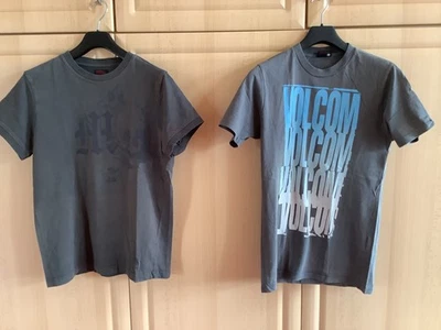 2 Herren Männer T-Shirts Sommer Shirts Gr. S braun grau VOLCOM  MOGUL  Baumwolle - Bild 1 von 4