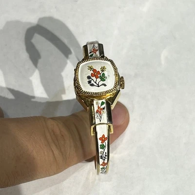 Jai Womens Vintage Watch Swiss Floral 17 Jewels Hidden Face Enamel Peek-A-Boo - Image 1 of 4