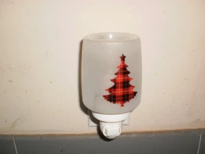 Scentsy Pine Plaid Mini Wax Warmer No Box - Picture 1 of 3