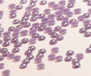 Hotfix Ceramic Stones FLIEDER 4mm Lila zum aufbügeln  Strass Halbperlen  - Picture 1 of 18