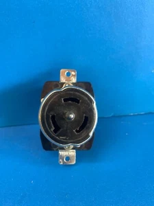 Hubbell 50A Twist-Lock Receptacle  2P/3W 250Vac - Picture 1 of 4