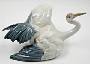 HERMOSA FIGURA DE PÁJARO GRÚA ALETEANTE PORCELANA LLADRO 1598 RETIRADA - Imagen 1 de 5