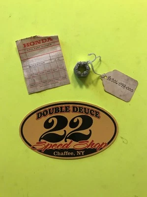 Подлинная гайка оси Honda NOS 90306-098-000 CT70 - Изображение 1 из 3