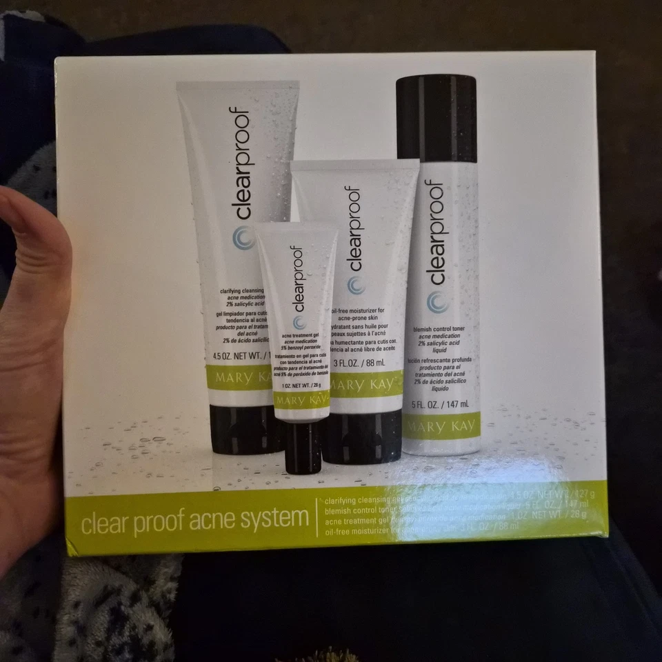 Sistema de Acné Mary Kay Clear Proof - Juego Completo de Limpiador de 4 Piezas. NUEVO Foto 1 de 1