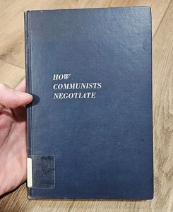 Wie Kommunisten verhandeln von Admiral C. Turner Joy U.S.N. 1955 Ex-Bibliothek 1. Auflage - Bild 1 von 18