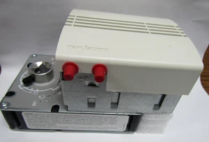 ✌️NEW HONEYWELL W7751H 2025 EXCEL 10 SMART VAV ACTUATOR 20-30VAC, 6VA MAX - Picture 1 of 5