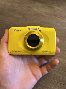 Nikon Coolpix S31 Waterproof Compact Digital Camera Tested Working - Picture 1 of 22