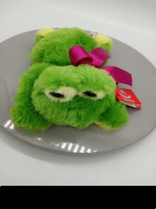 Aurora Small 8" Long Flora Plush Green Frog Pink Bow Stuffed Animal Toy NWT - Imagen 1 de 4