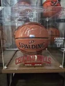MICHAEL JORDAN #23 SIGNED FRAMED LEATHER SPALDING BASKETBALL HOLOGRAM AUTHENTIC - Picture 1 of 15