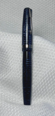 VTG Parker Blue Diamond Clip Standard Laminated Blue Azure 14K Nib Fountain Pen - Изображение 1 из 4