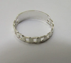 Anillo apilable simple de plata esterlina banda de nudillos minimalista diseño de nudo celta - Imagen 1 de 1